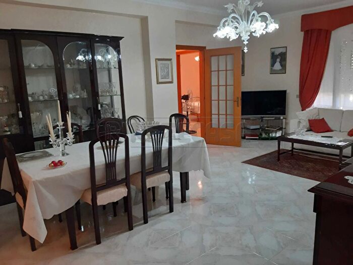 Appartamento con 5 locali in vendita in Via del Gelsomino, Floridia