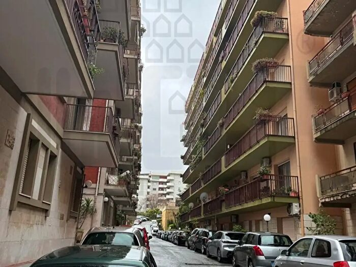 Appartamento trilocale in vendita in Viale della Liberta, Messina