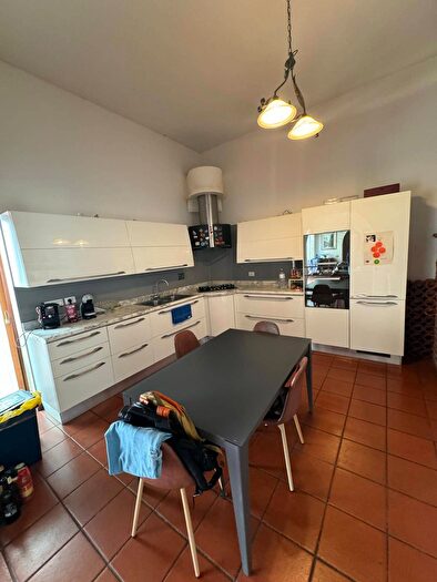 Appartamento con 5 locali in vendita in Pisa