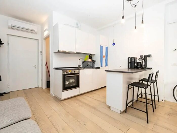 Appartamento bilocale in vendita in Viale Bacchiglione, Milano