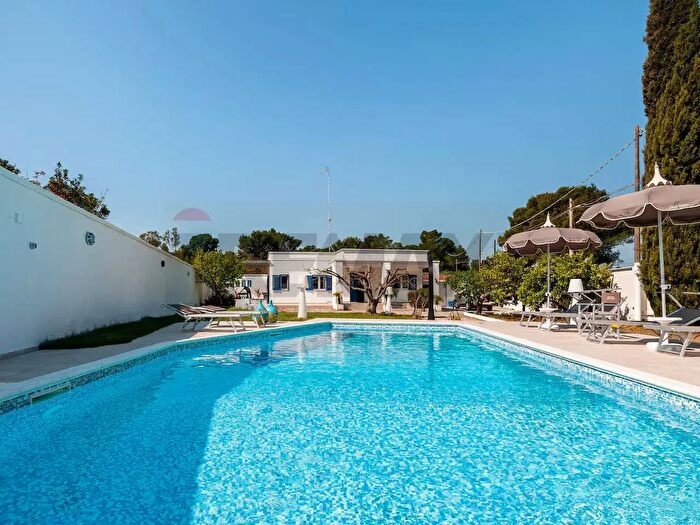 Casa quadrilocale in vendita in Via dellAsparagina, Vernole