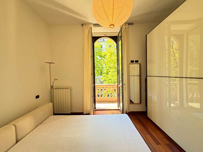 Appartamento bilocale in affitto in Via Lazzaro Papi, Porta Romana Medaglie dOro, Milano