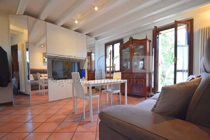 Appartamento monolocale in vendita in Via Edmondo De Amicis, Vicenza