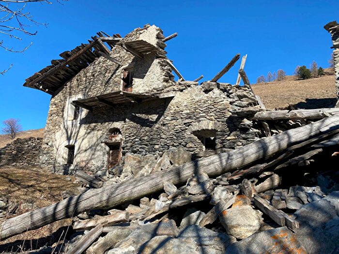 Case in Vendita e in Affitto - 3