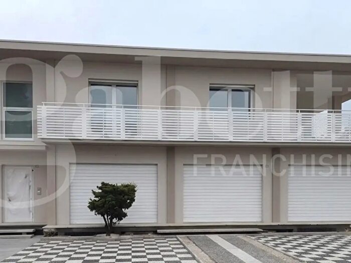 Appartamento con 5 locali in affitto in Via Solferino, Thiene