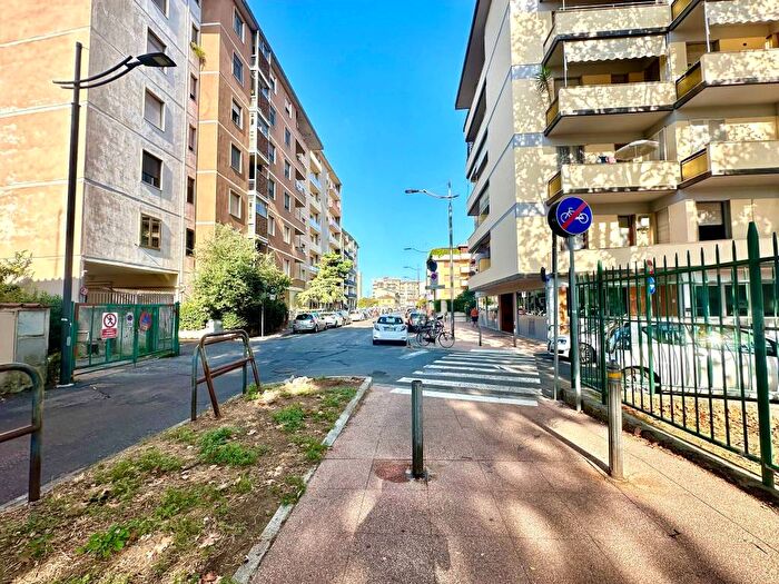 Appartamento trilocale in vendita in Via Arcangelo Corelli, Novoli, Firenze