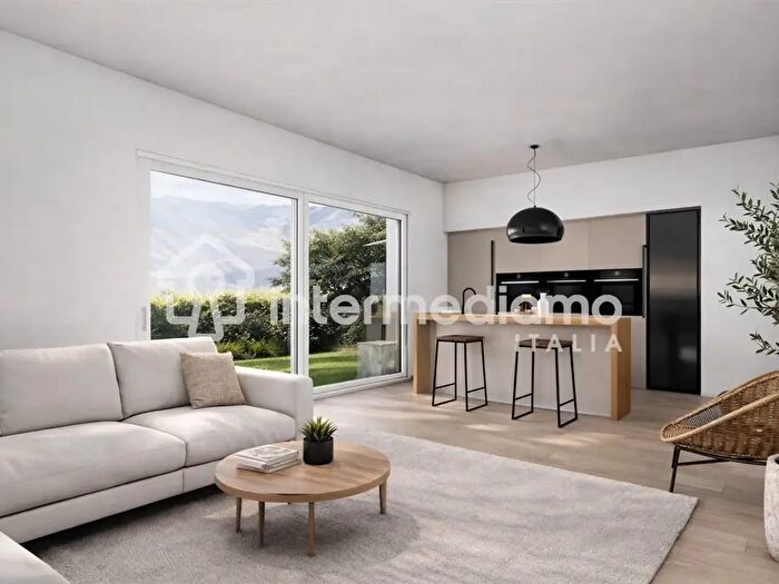 Appartamento bilocale in vendita in Arco