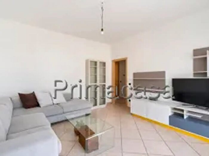 Appartamento con 5 locali in vendita in Via Cavallotti, Carpi