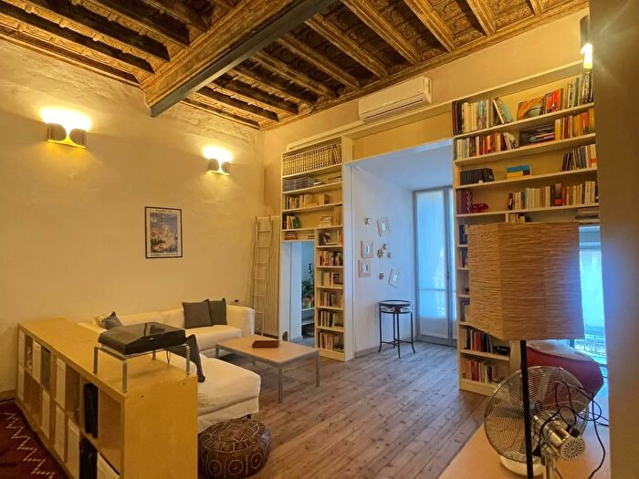 Appartamento con 6 locali in vendita in Via XX Settembre, Asti