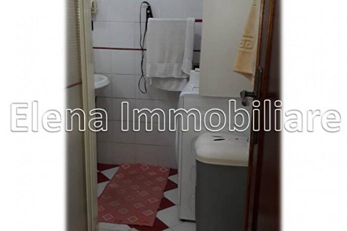 Casa con 10 locali in vendita in Alcamo
