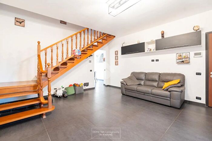 Casa quadrilocale in vendita in Castelvetro Di Modena