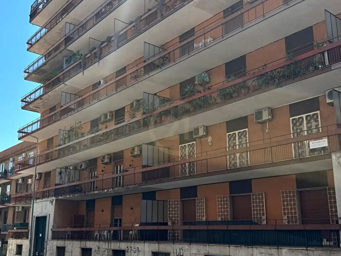 Appartamento con 5 locali in vendita in Via Francesco Fusco, Catania