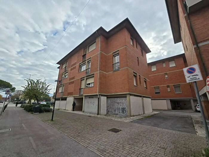 Appartamento con 5 locali in vendita in Ale Itali, Pontedera