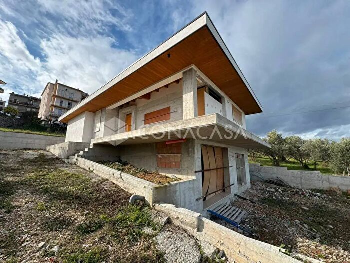 Appartamento con 5 locali in vendita in Strada Provinciale SNC, Montenero Di Bisaccia