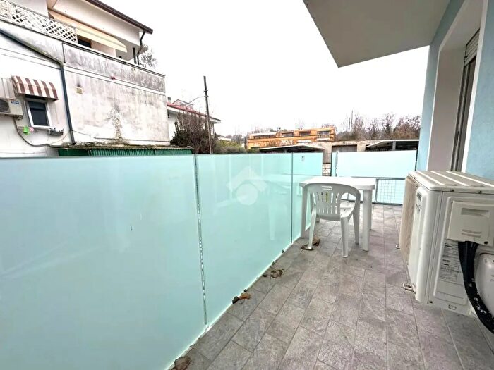 Appartamento trilocale in vendita in Via Violante del Prete, Cattolica