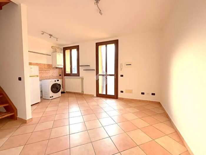 Appartamento bilocale in vendita in Via Guglielmo Marconi, Saronno