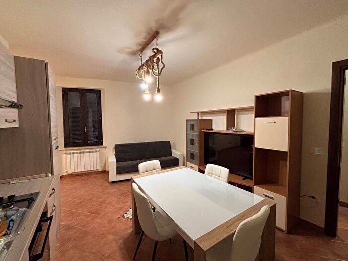 Appartamento bilocale in affitto in VIA CIALDINI, Centro, Fabriano