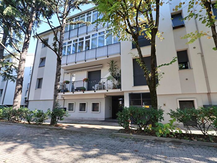 Appartamento trilocale in vendita in Viale Bernardino Ramazzini, Reggio Emilia