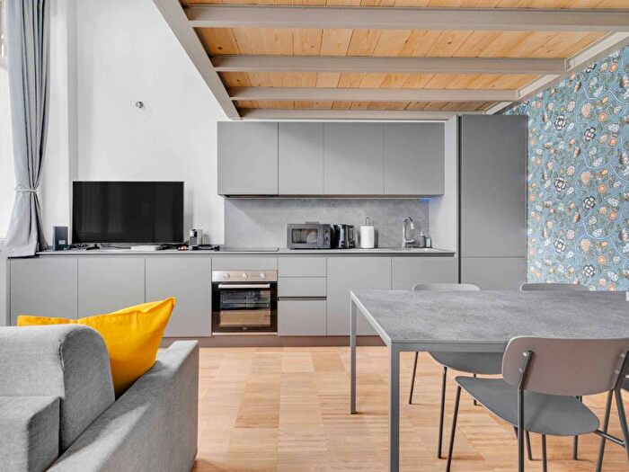 Appartamento bilocale in affitto in Via Ruggero Bonghi, Pezzotti Meda, Milano