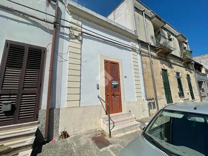 Casa bilocale in vendita in Via IV Novembre, Cavallino