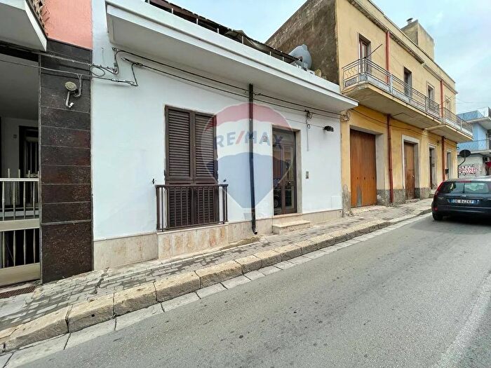 Casa quadrilocale in vendita in Via Marsala, Pachino