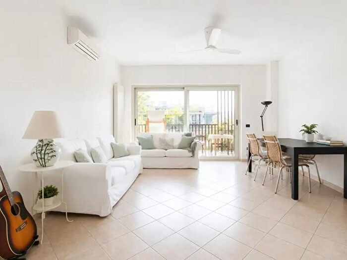 Appartamento quadrilocale in vendita in Via Parma, Giulianova