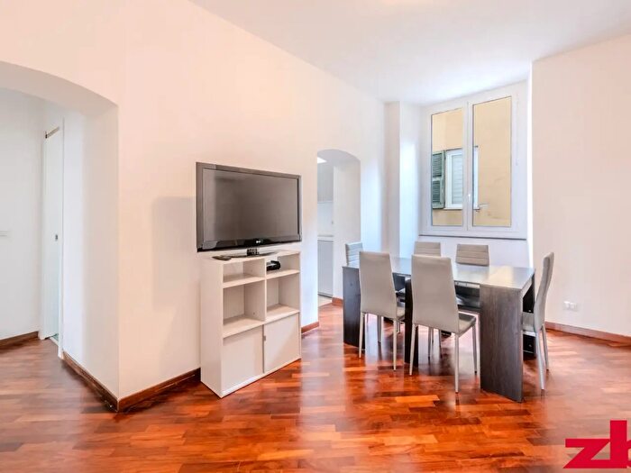Appartamento trilocale in vendita in Via Andrea Doria, Genova