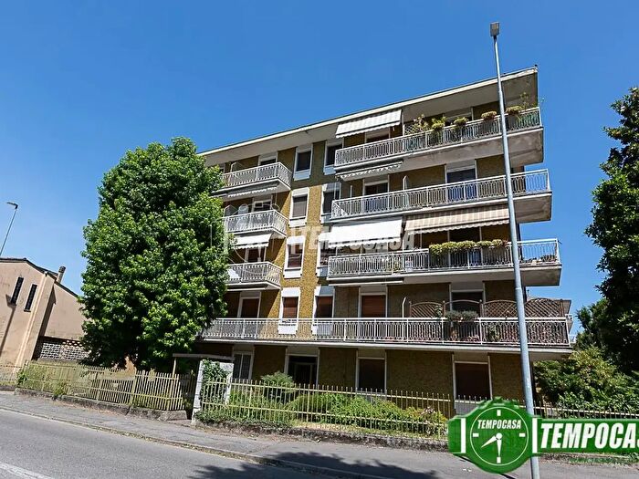Appartamento trilocale in vendita in Viale Gandolfi Luigi, Codogno