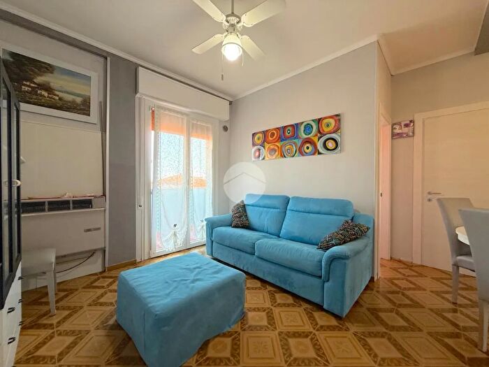 Appartamento quadrilocale in vendita in Via della Repubblica, Misano Adriatico