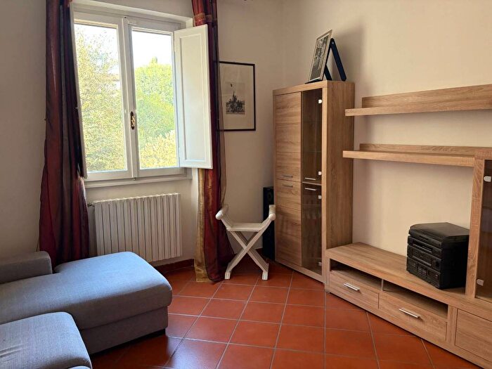 Appartamento trilocale in affitto in Via Pietro Mastri, Coverciano, Firenze