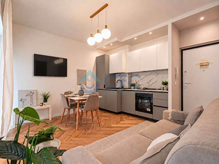 Appartamento bilocale in vendita in Via Andrea Costa, Pasteur, Milano