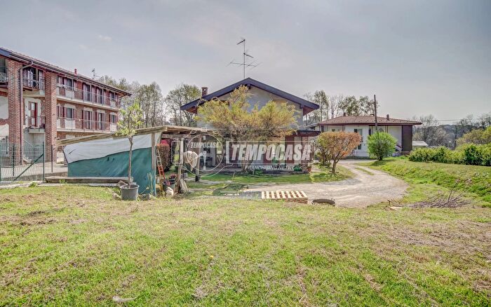 Case in Vendita e in Affitto - 2