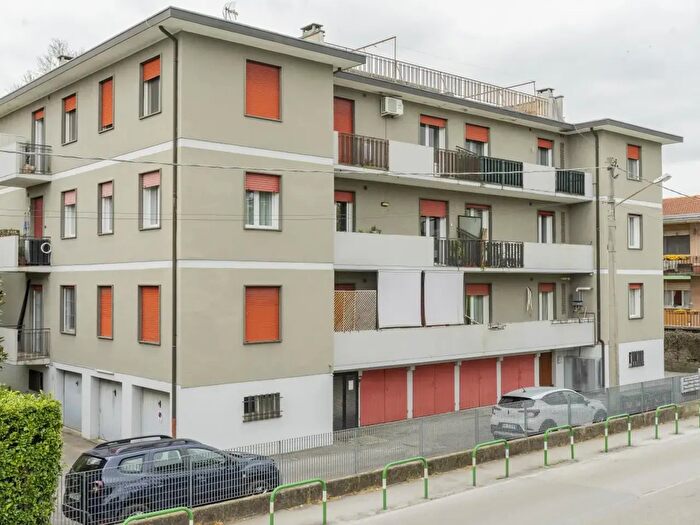 Appartamento bilocale in vendita in Via Decorati al Valore Civile Padova, Padova