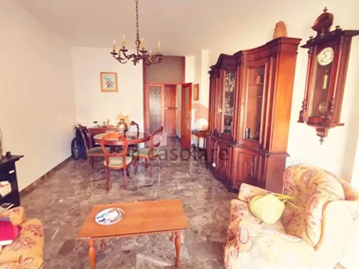 Appartamento con 5 locali in vendita in Via Dante Alighieri, Fano
