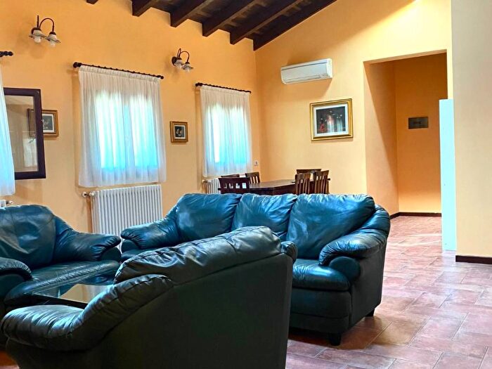 Appartamento quadrilocale in affitto in Via Abetone Superiore, San Venanzio, Maranello