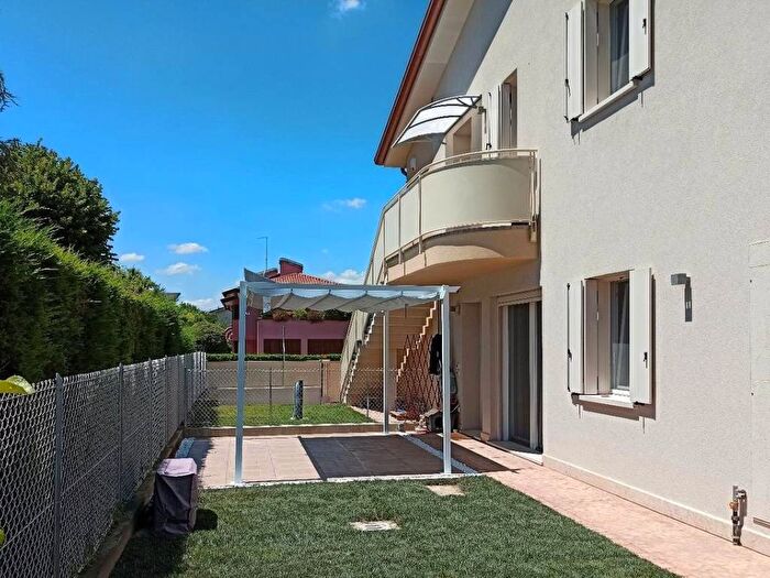 Appartamento trilocale in vendita in Via Moglianese Peseggia, Peseggia Gardigiano, Scorzè