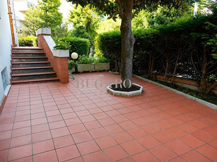 Appartamento quadrilocale in affitto in Adriatico, Ancona