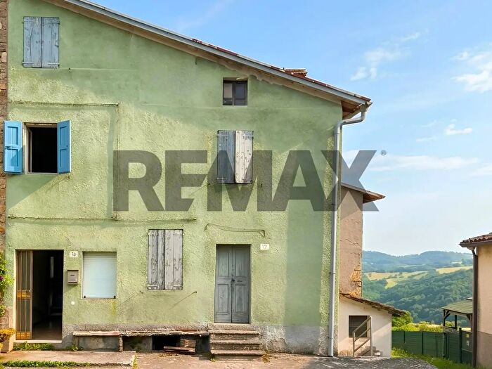 Casa con 12 locali in vendita in Via Pianzo Montae Sopra Montale, Casina