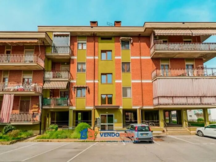 Appartamento trilocale in vendita in Via San Bernardo, Mondovi