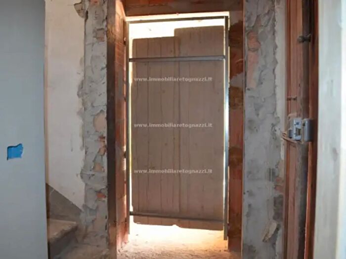 Appartamento trilocale in vendita in Zona Semicentrale, Poggibonsi