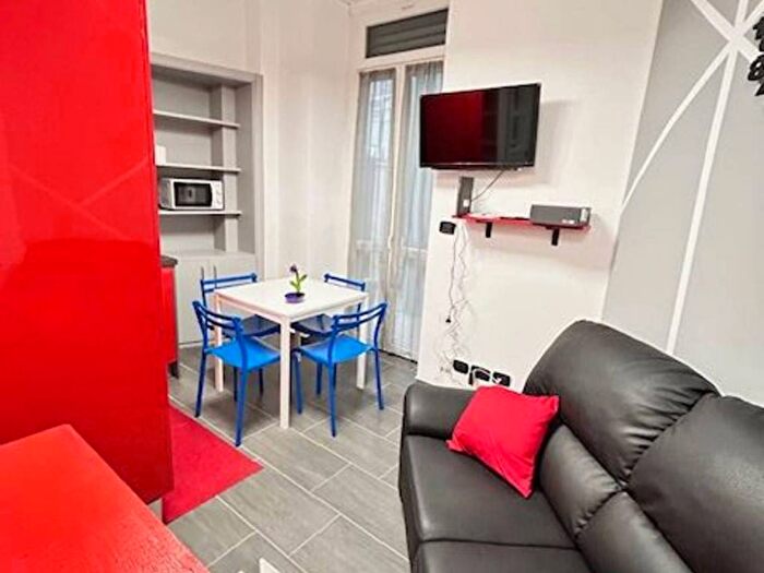 Appartamento bilocale in affitto in Via Massena, Crocetta, Torino