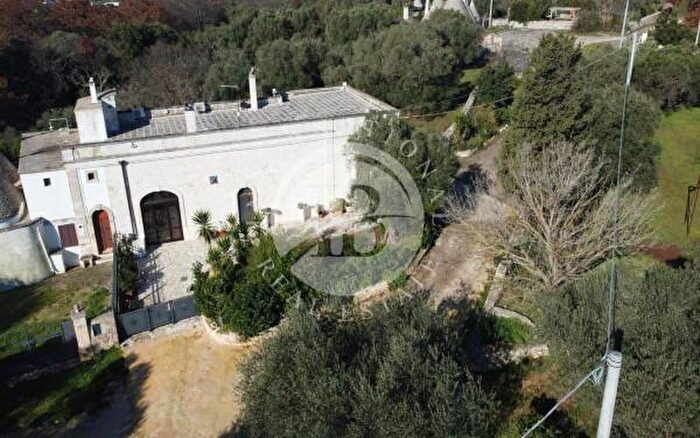 Casa con 5 locali in vendita in Cisternino