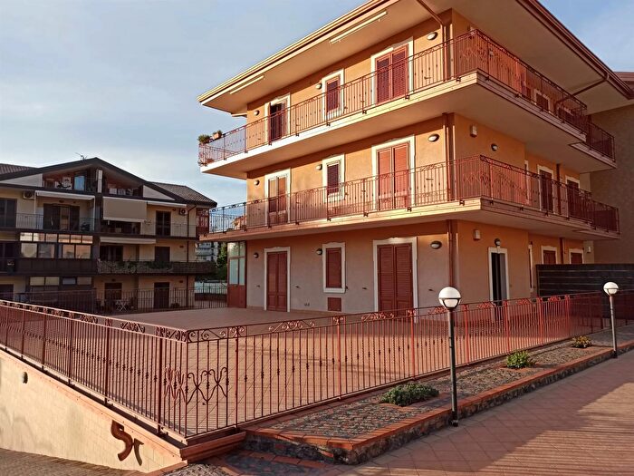 Appartamento trilocale in vendita in Gravina di Catania, Gravina Di Catania