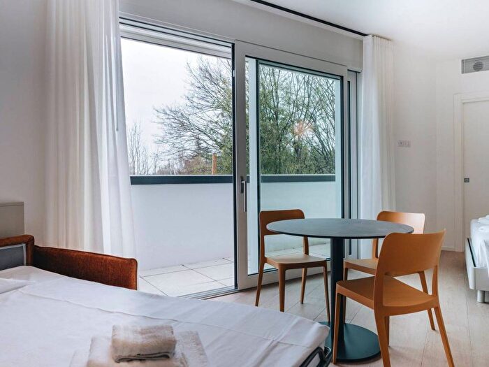 Appartamento monolocale in affitto in Strada Terraglio, San Lazzaro Ghirada, Treviso