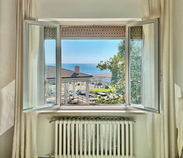 Appartamento quadrilocale in vendita in Indirizzo Via Flaminia, Numana