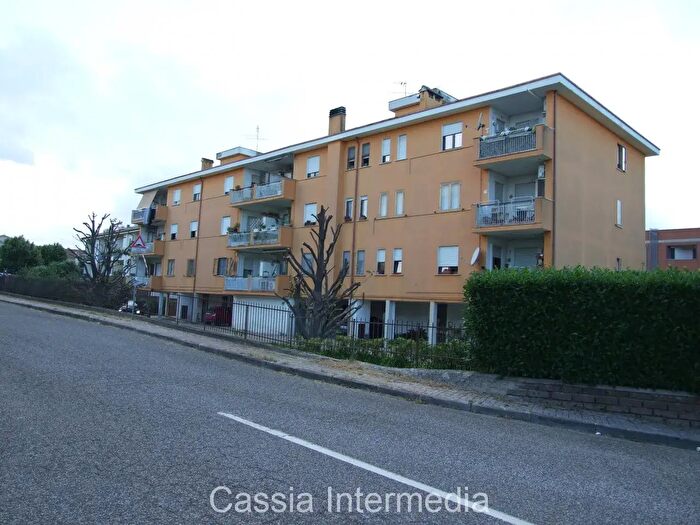 Appartamento trilocale in vendita in Via Alcide De Gasperi, Nepi