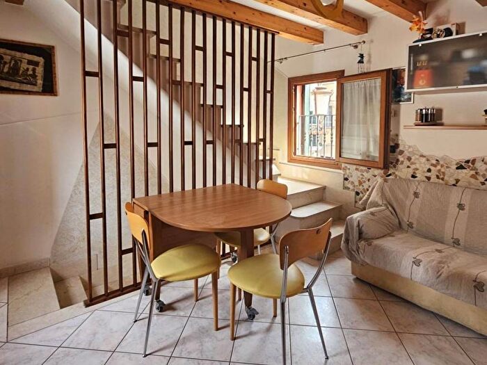 Casa trilocale in affitto in Calle Doro, Centro Storico, Chioggia