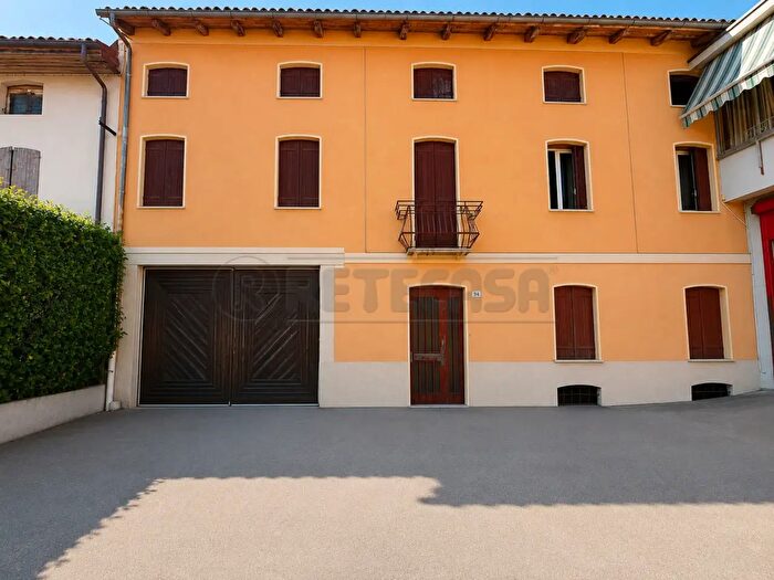 Casa in vendita in Via S Giovanni, Malo