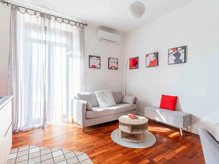 Appartamento bilocale in affitto in Viale Brenta, Milano