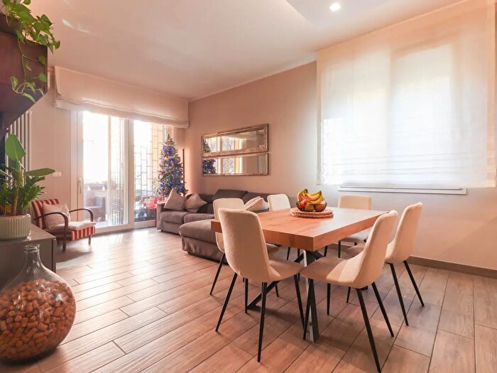 Appartamento quadrilocale in vendita in Via Lelio della Volpe, Bologna